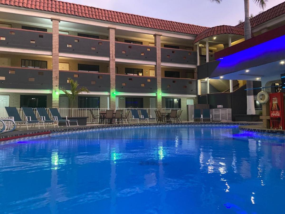Hotel La Finca Hermosillo Ngoại thất bức ảnh