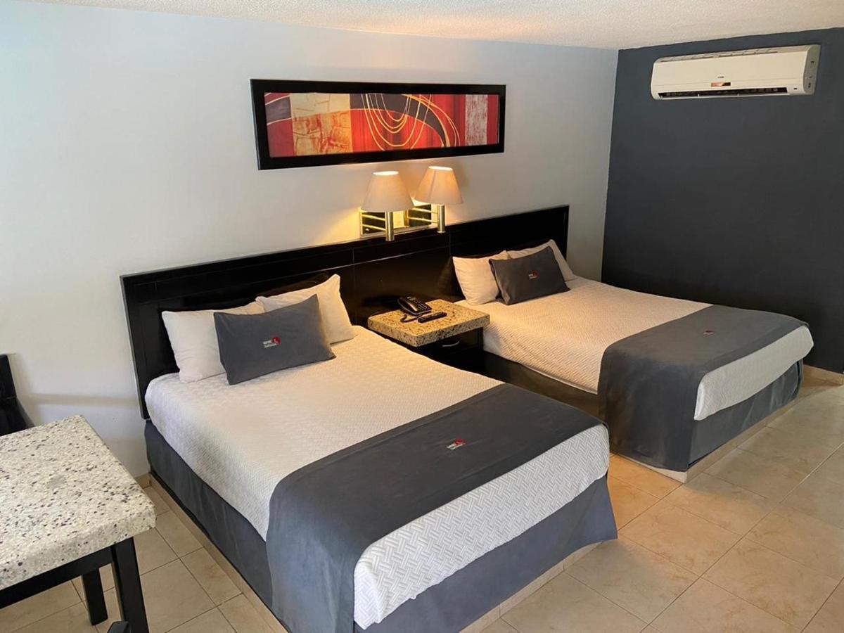 Hotel La Finca Hermosillo Ngoại thất bức ảnh